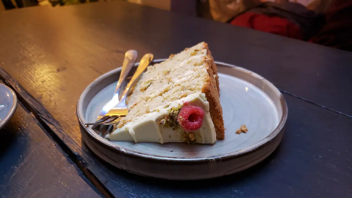 Liz-Mar Cake Shop – cake shop in Cregagh, Belfast